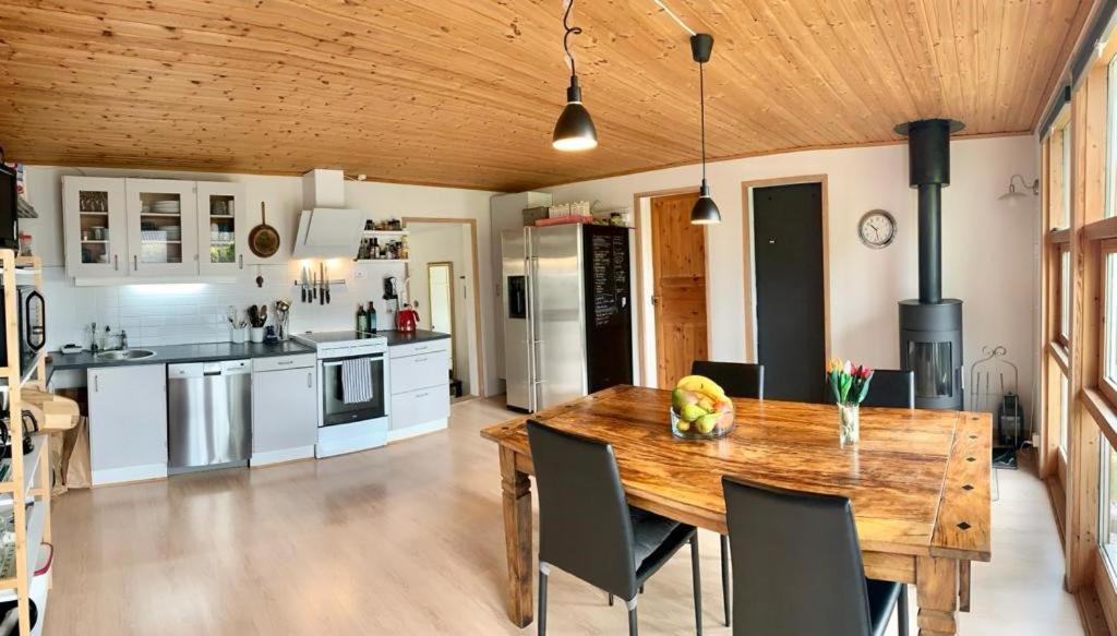Spacey And Charming Cabin 300 M. From Beach Tjørneholm Eksteriør billede